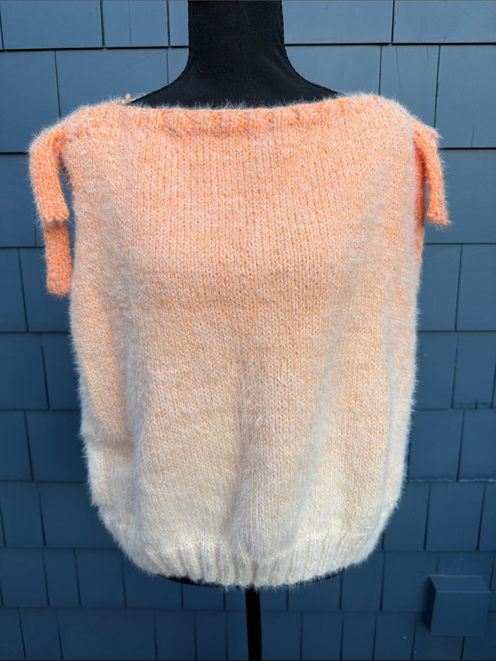 Ombre Peach ombré angora Fuzzy Knit Sweater medium peach to cream